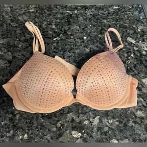 Victorias Secret very sexy push up bra